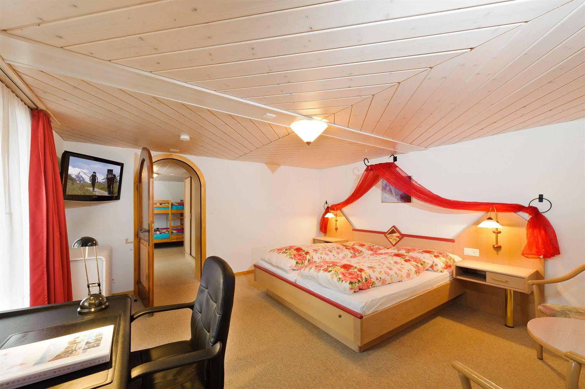 Hotel Alpina Grächen Extérieur photo